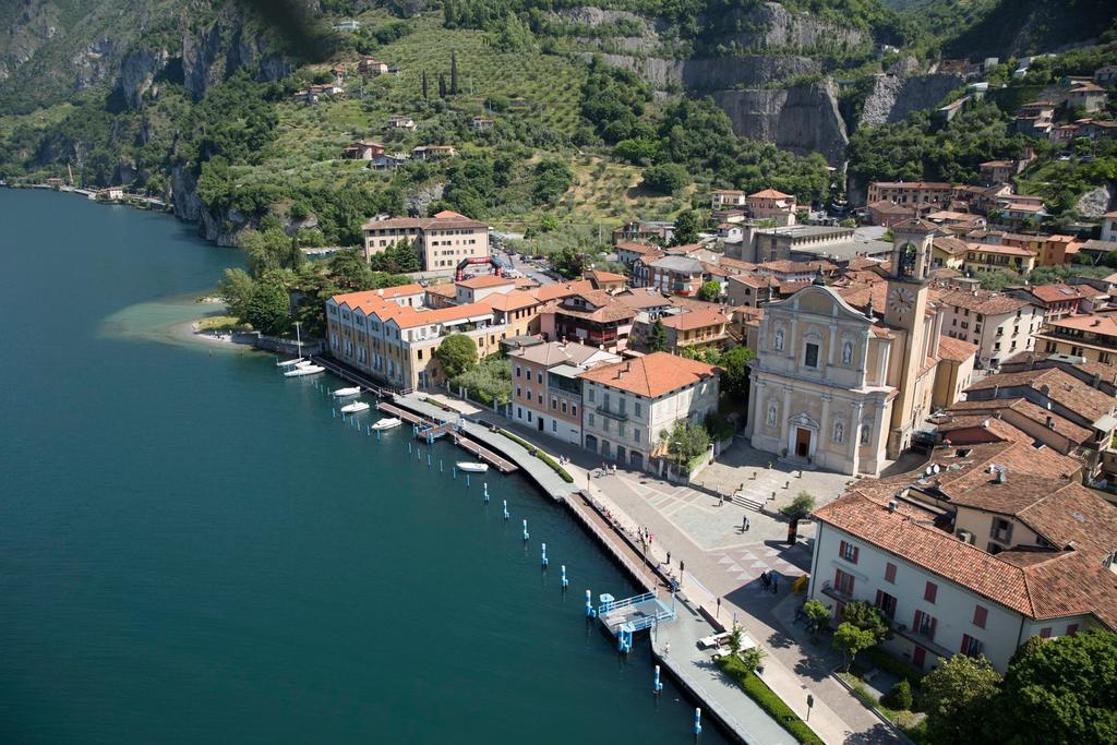 Casatragliulivi Villa มาโรเน ภายนอก รูปภาพ